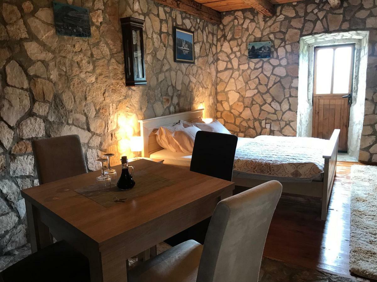 Apartments "Old House Pajovic" Virpazar Extérieur photo