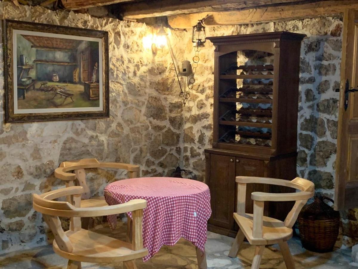 Apartments "Old House Pajovic" Virpazar Extérieur photo